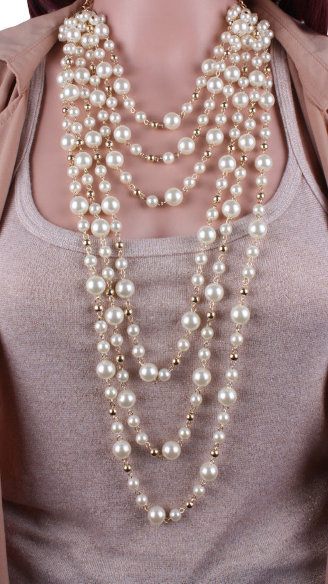 The Timeless Elegance of Pearls: Why Every Girl Needs a Pearl Necklace