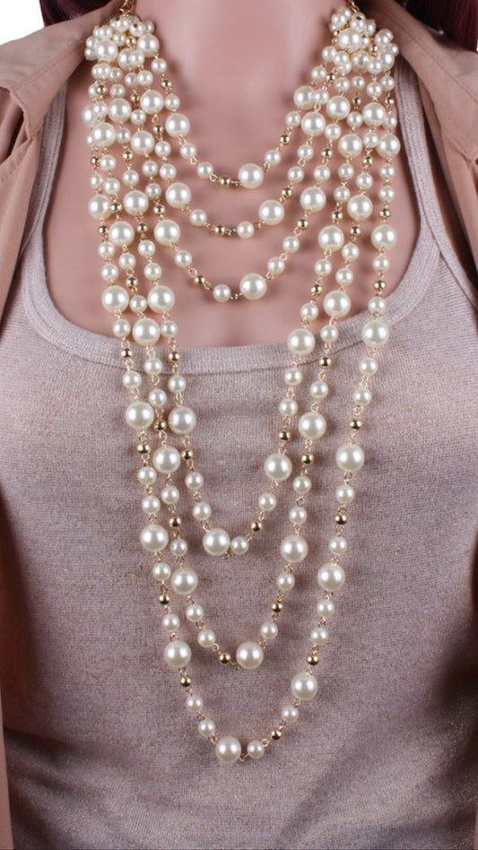 The Timeless Elegance of Pearls: Why Every Girl Needs a Pearl Necklace