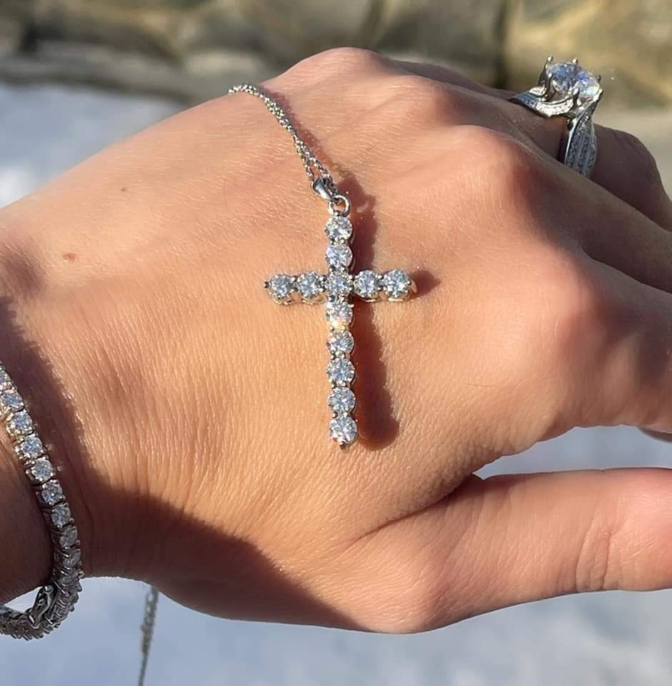 925 Sterling Silver Cross Moissanite Necklace