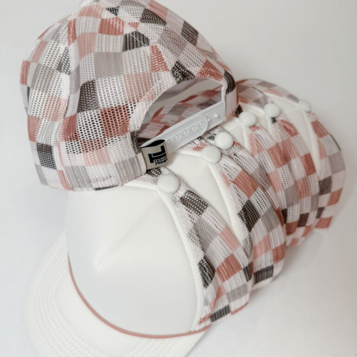 TEELUX - TRUCKER HAT BLANK - Neutral Multicolored Checkered