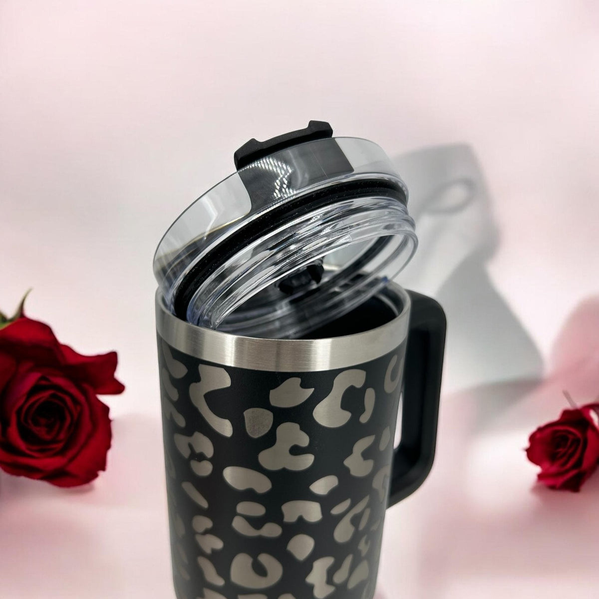 40 oz Tumbler with Leopard Print – Trendy and Insulated for Daily Use