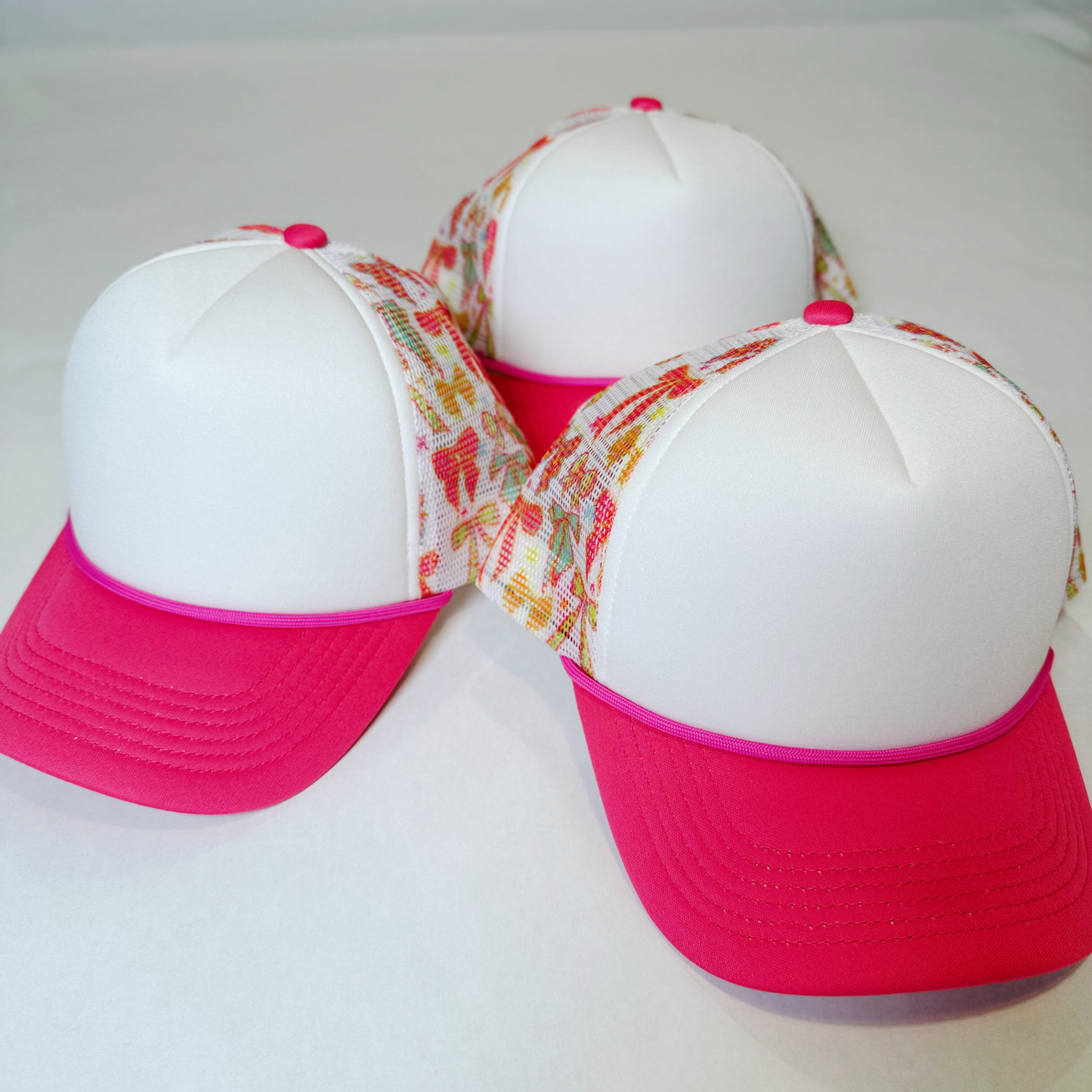 TEELUX - BOW TRUCKER HAT BLANK -  Pink & White