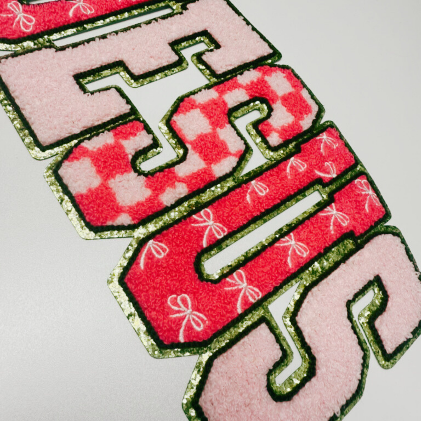10.5 ” JESUS - Chenille Patch