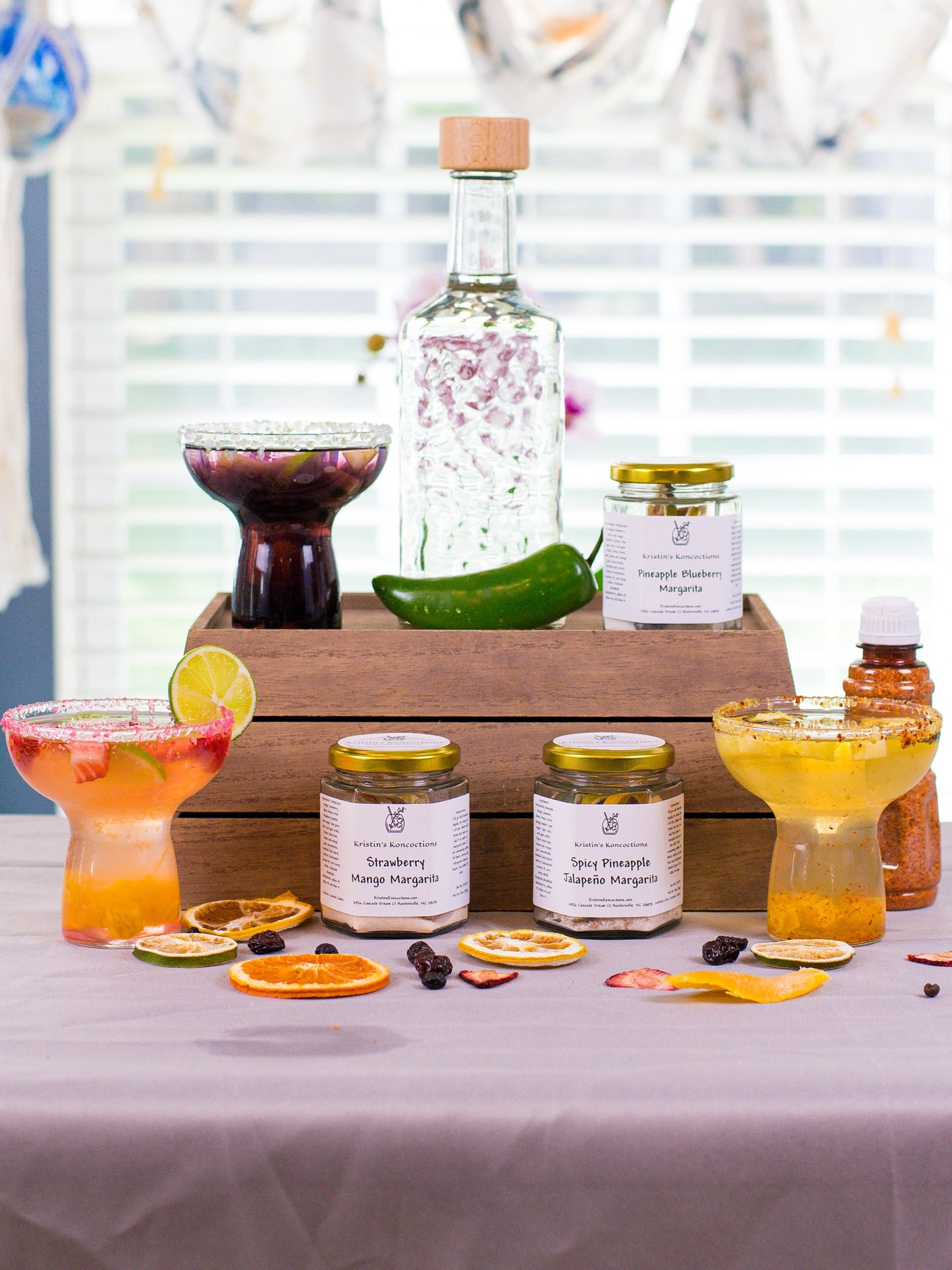 Margarita Cocktail Kit Gift Set – Spicy Jalapeño, Pineapple & Strawberry Mango