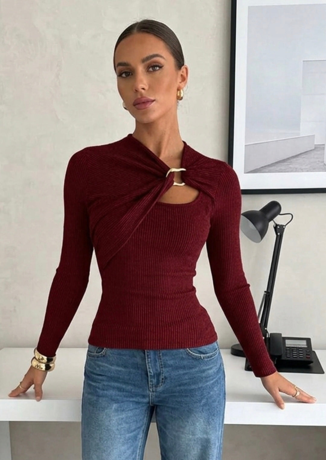 Ribbed Knit Long Sleeve T-Shirt with Metal Ring Cutout Detail